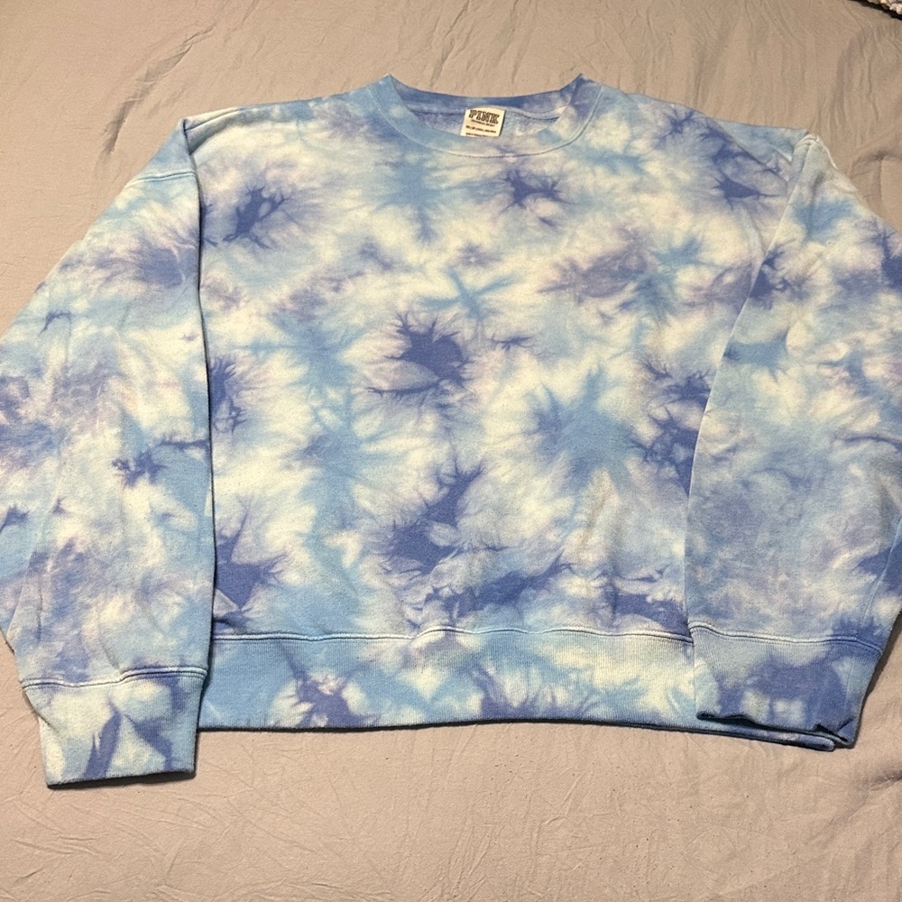 PINK Victoria's Secret Blue and White Tie-Dye Crewneck Sweater